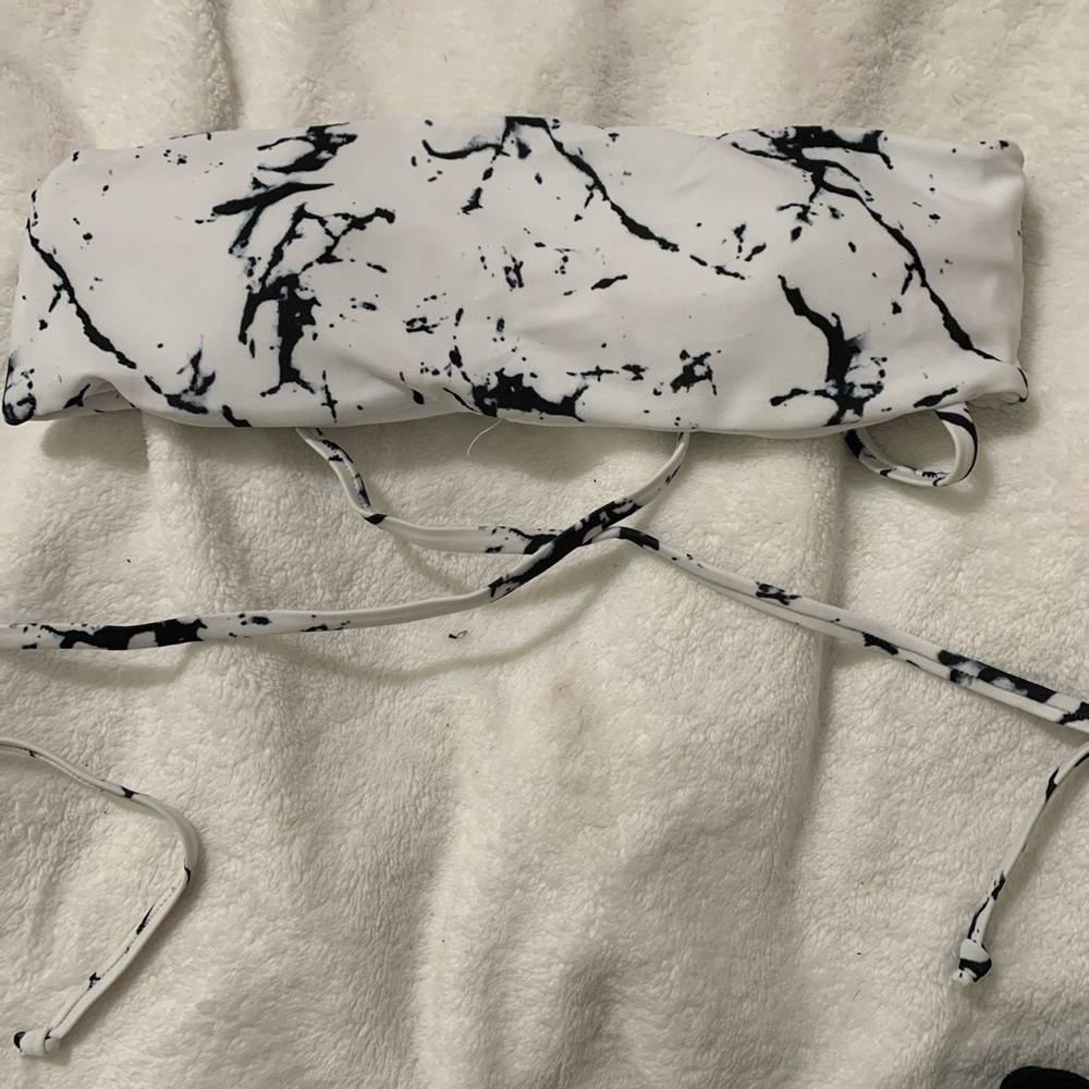 ZAFUL MARBLE TIE AROUND BIKINI TOP